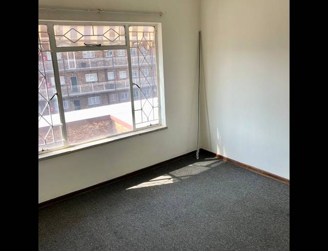 2 BEDROOM SECTIONAL TITLE FOR SALE IN BERTON PARK